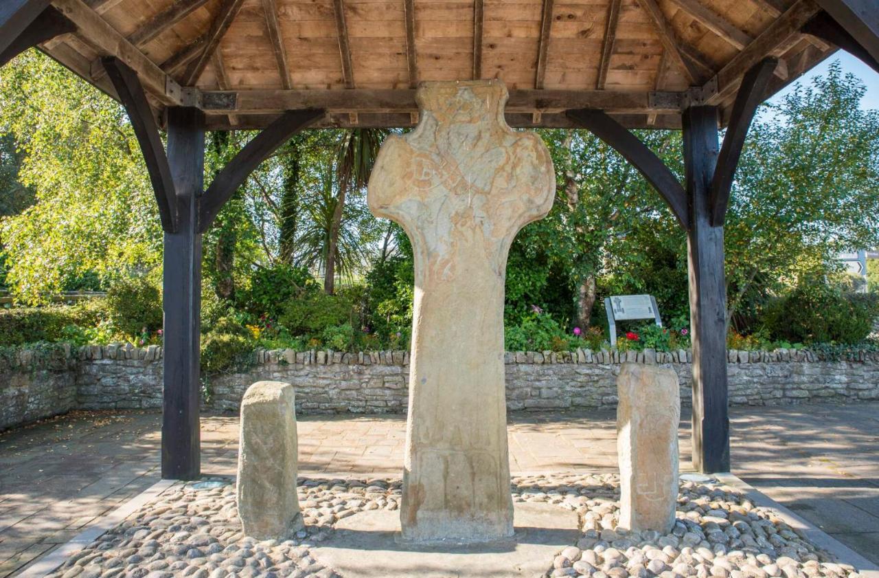 Joyce'S Carndonagh Inishowen Exterior photo